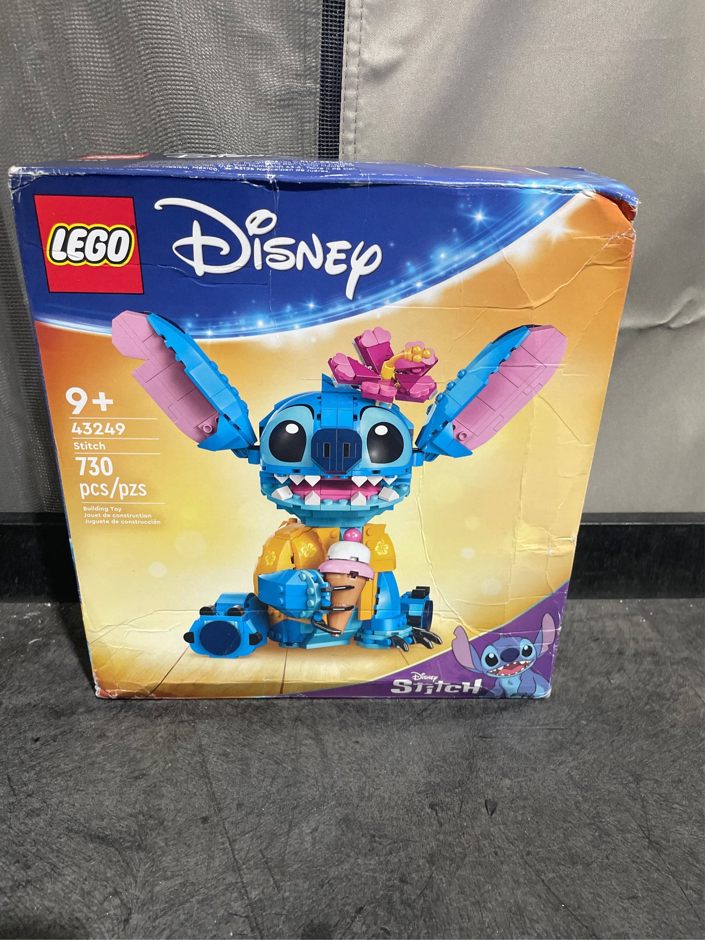 LEGO Disney Stitch Kit, 730 Pieces