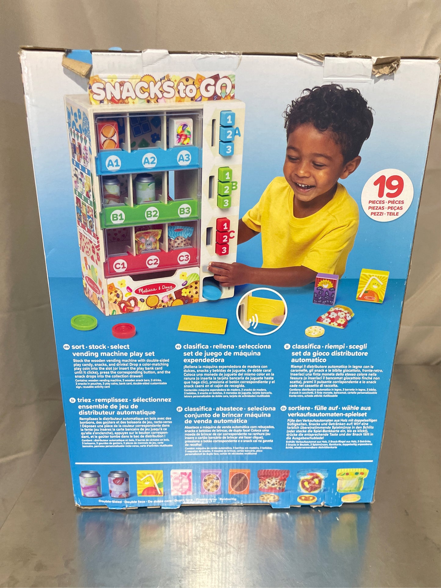 Melissa & Doug Wooden Vending Machine Set