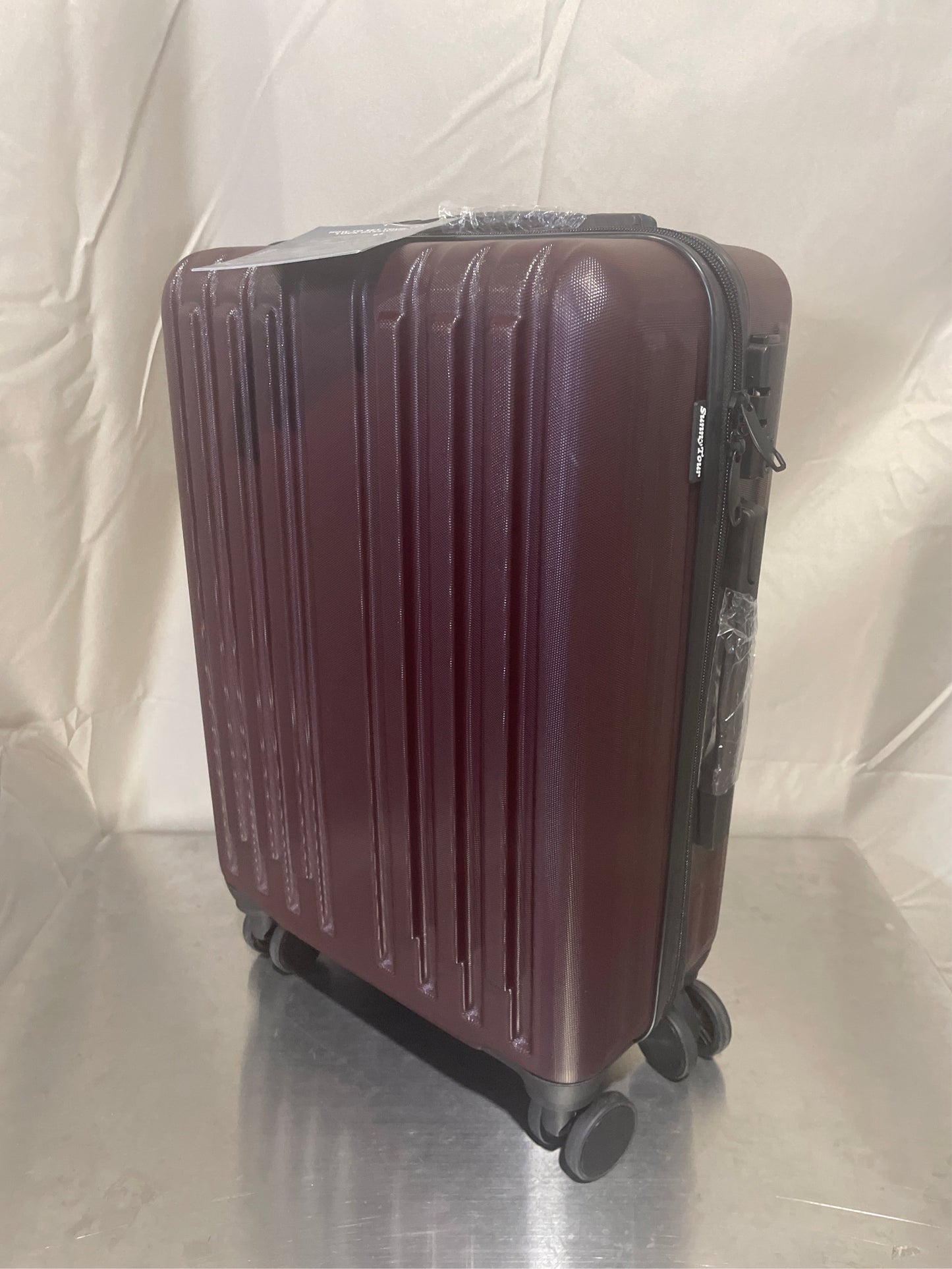 20inch Carry-on Hardcase Suitcase TSA Lock, Red
