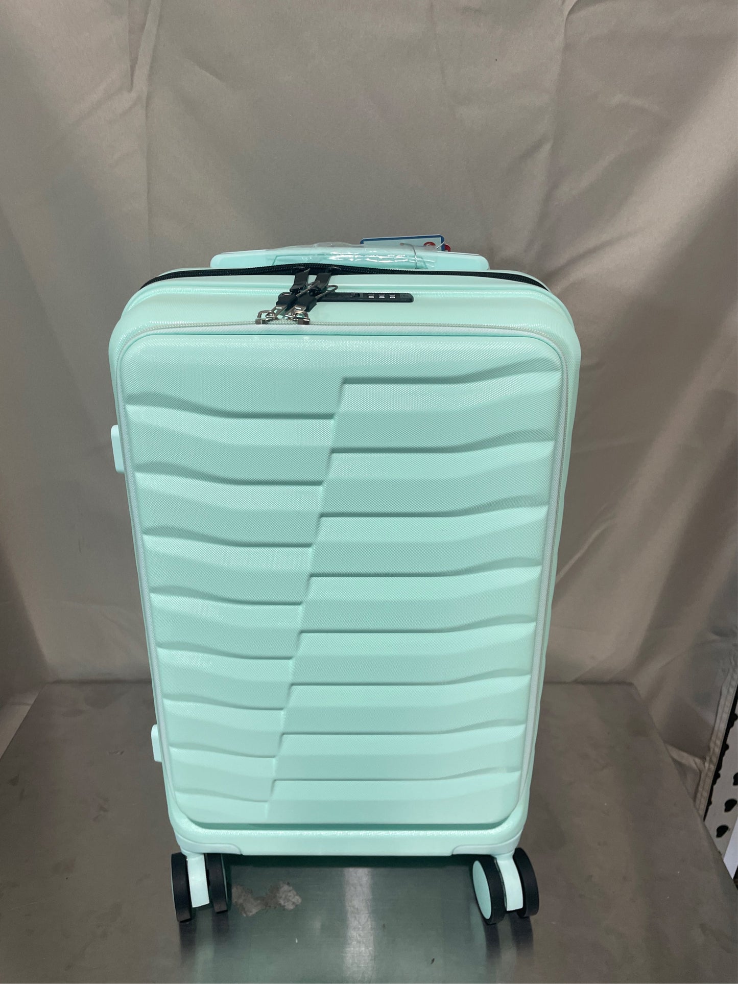 22×14×9 Airline Carry On Luggage, Mint Green