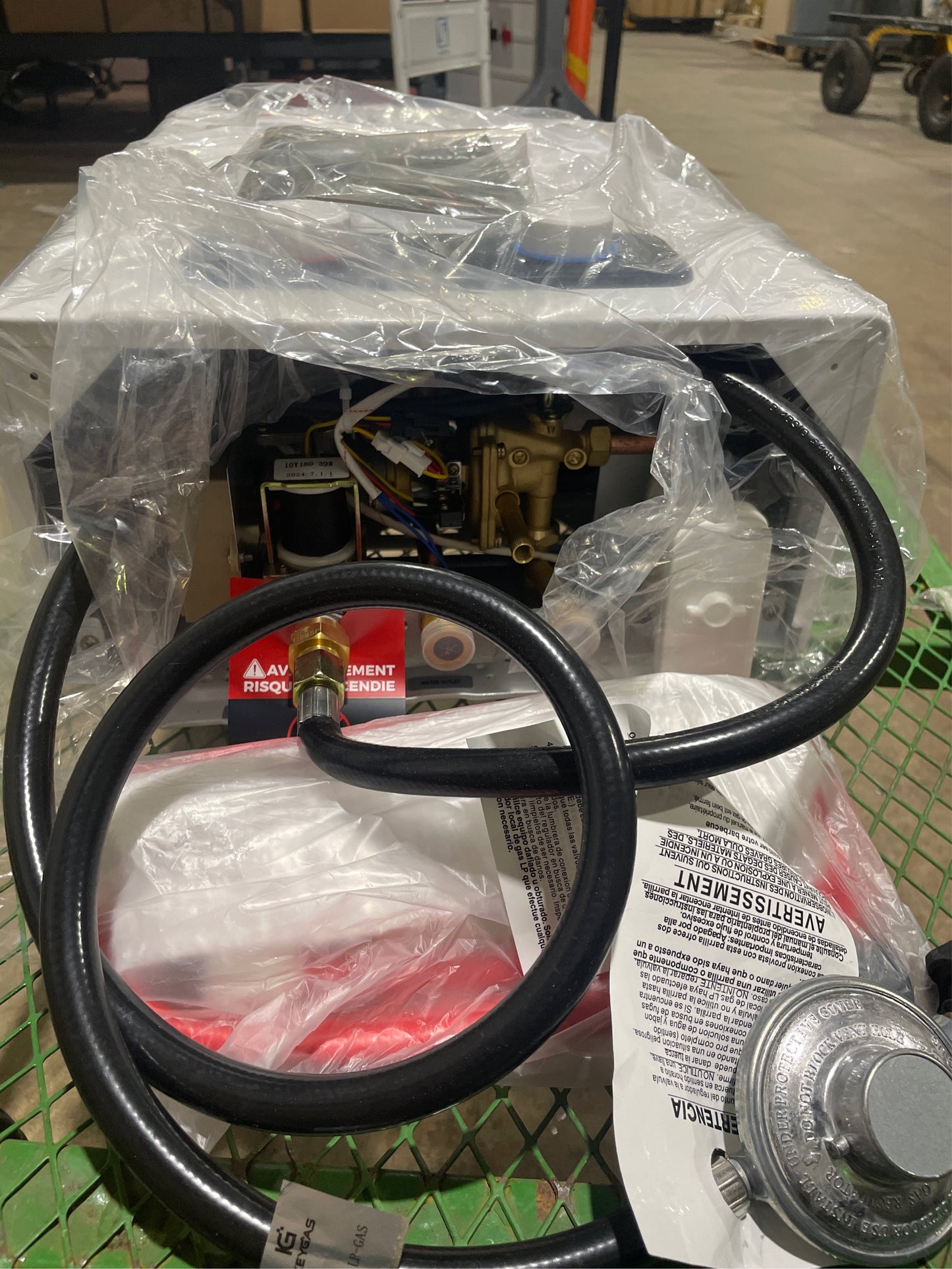 CAMPLUX 2.64 GPM Portable Tankless Heater