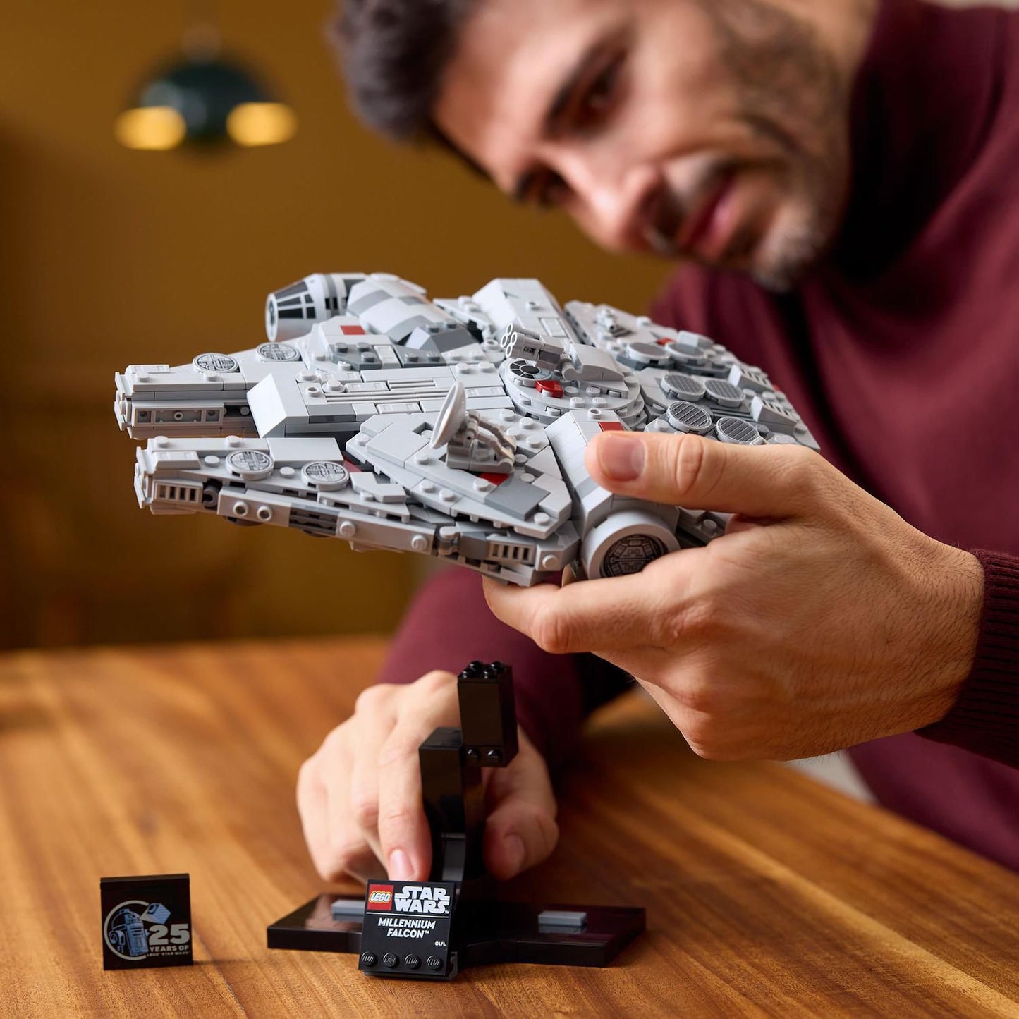 LEGO Star Wars Millennium Falcon 75375 Kit