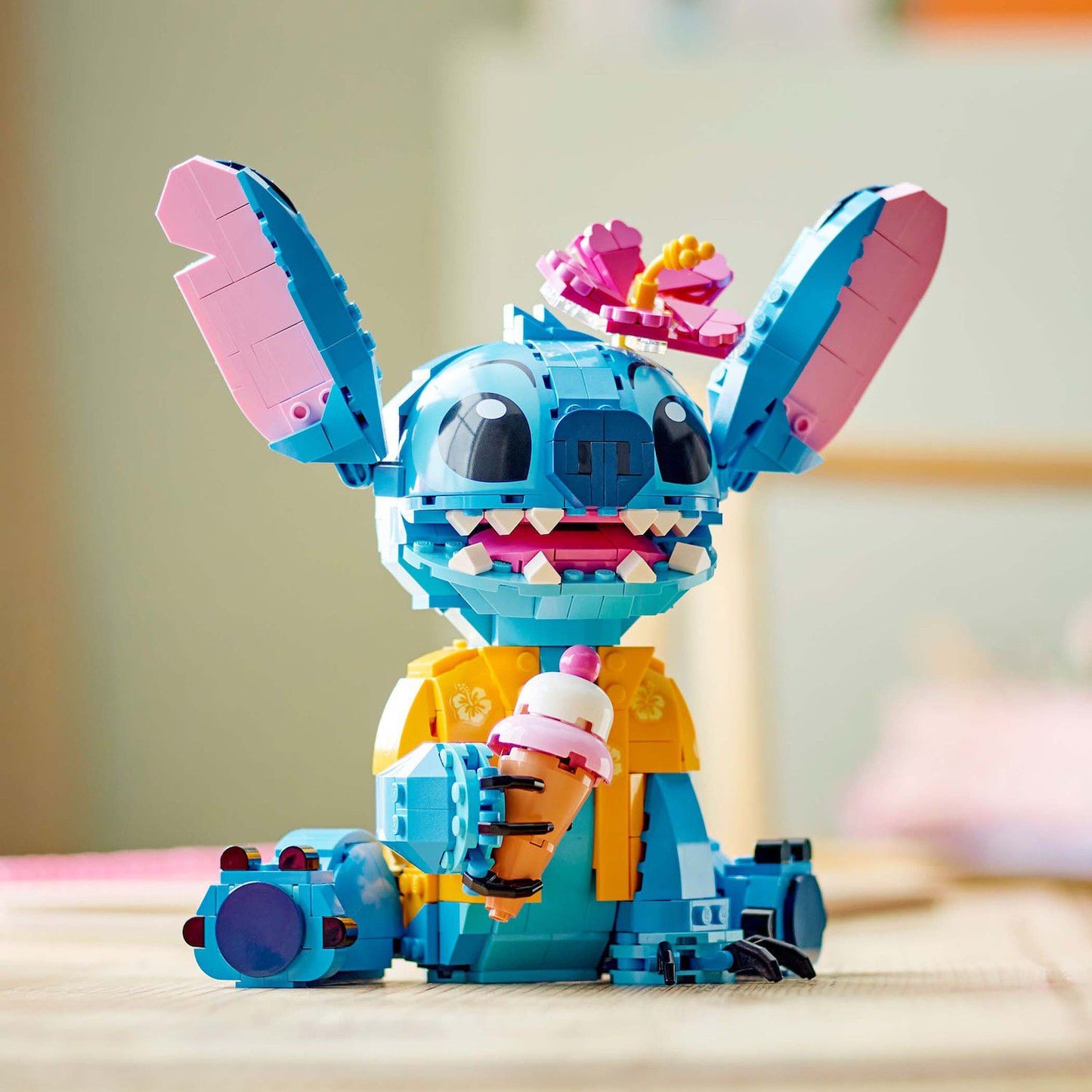 LEGO Disney Stitch Kit, 730 Pieces