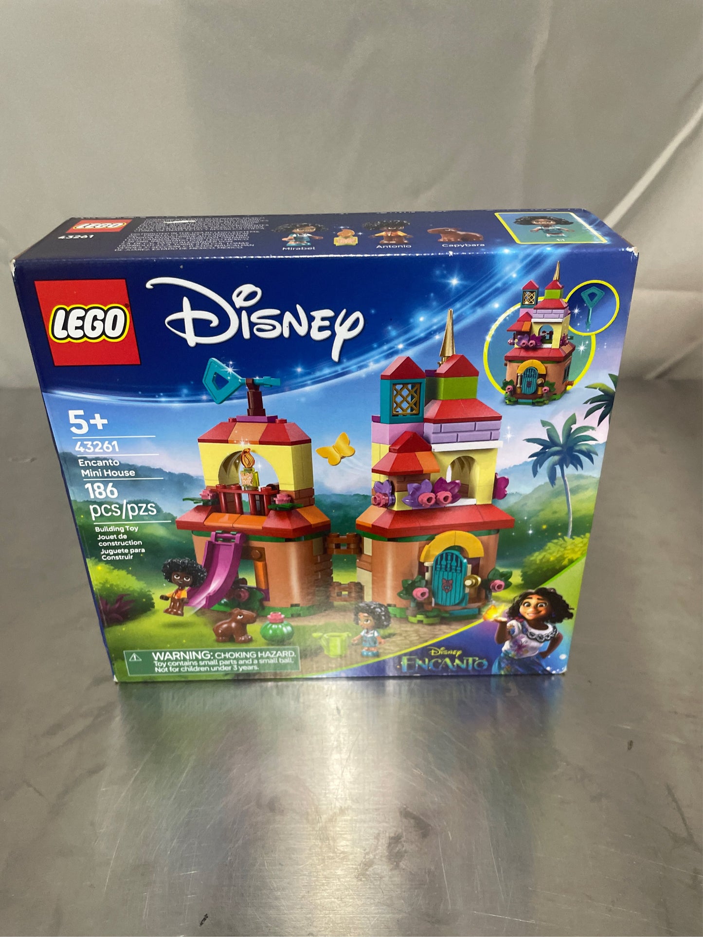 LEGO Disney Encanto Mini House Set 43261