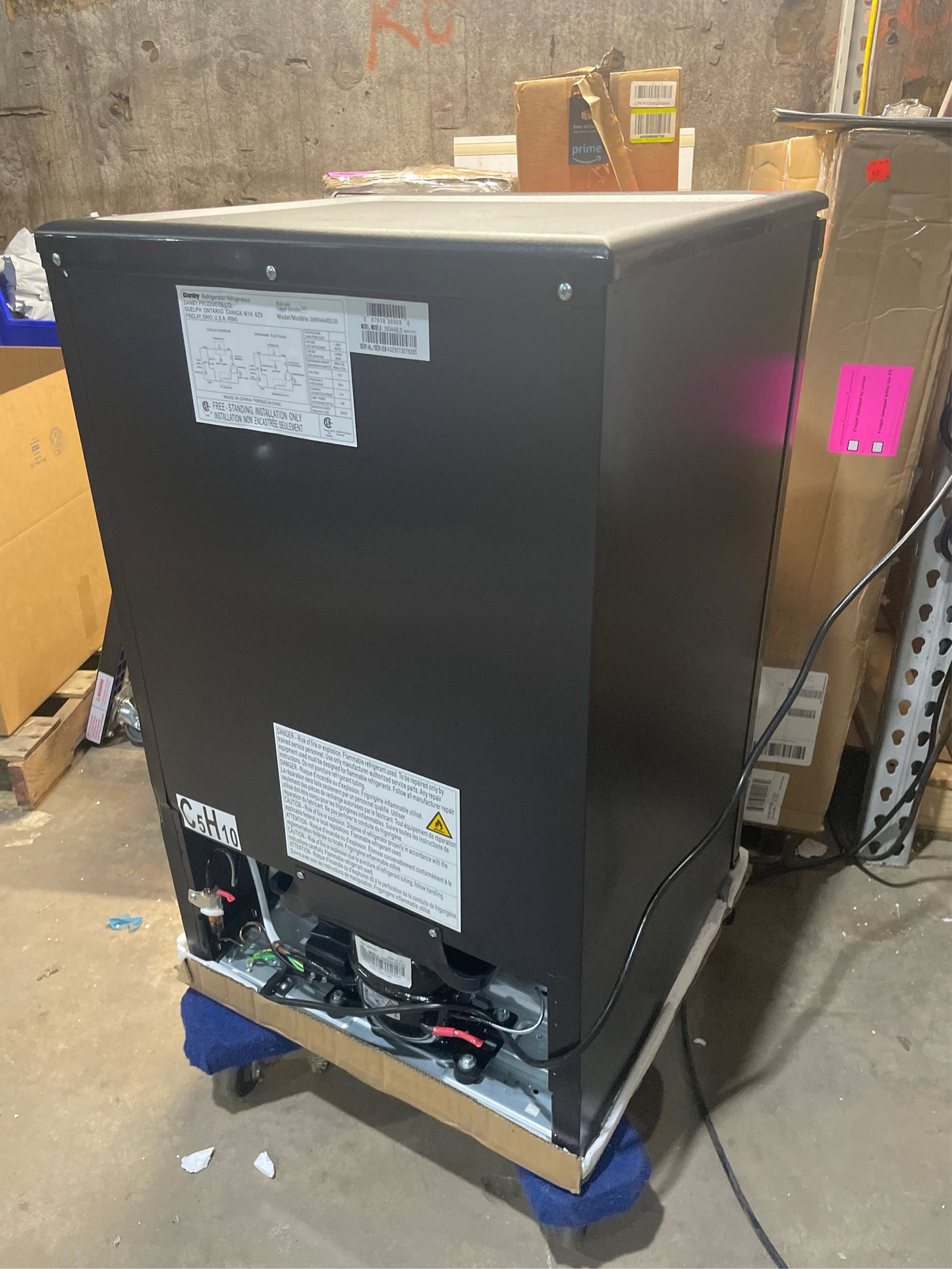 Danby DAR044A4BSLDD 4.4 cu ft Fridge