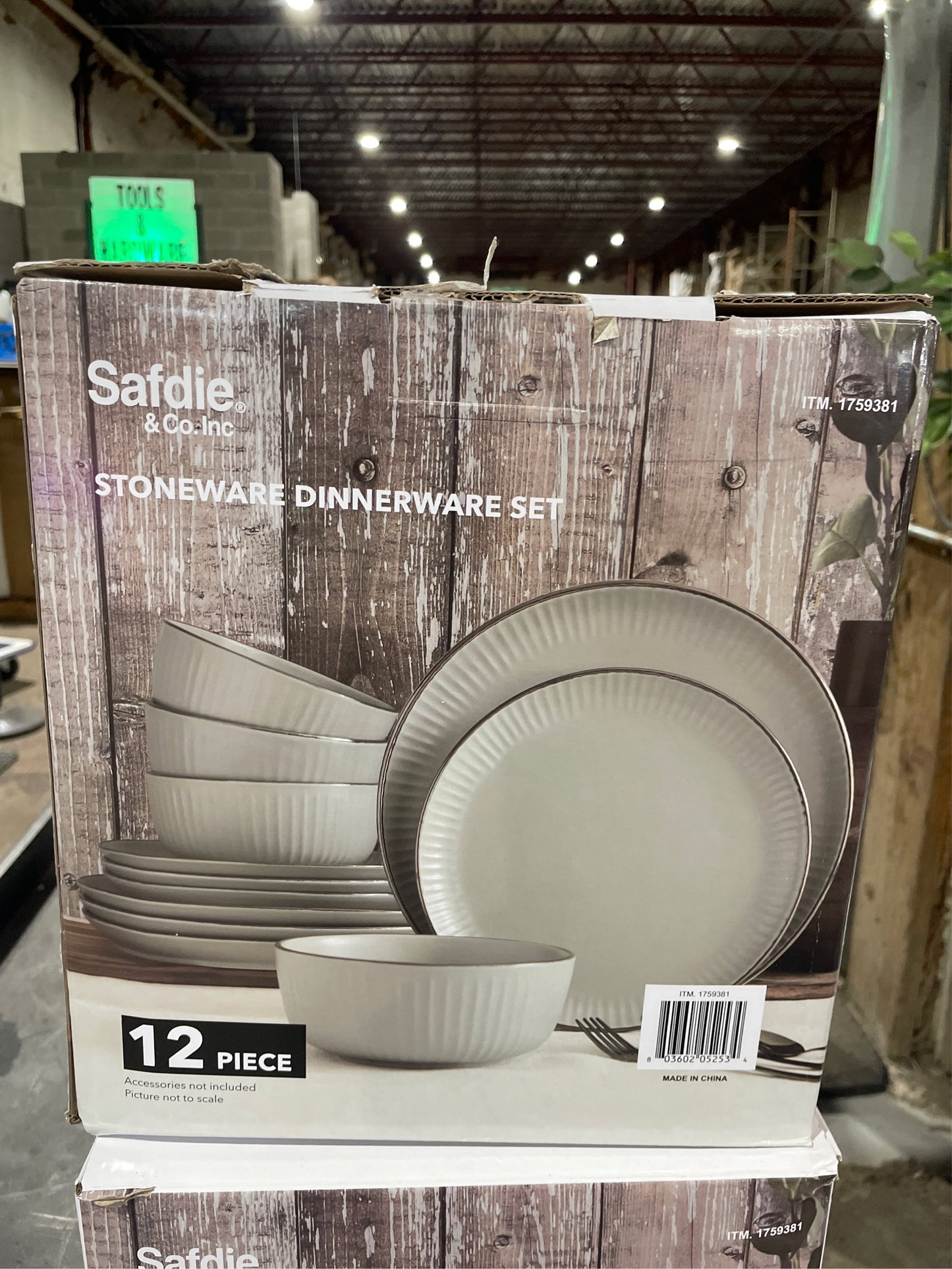Safdie 12 Piece Stoneware Dinnerware Set