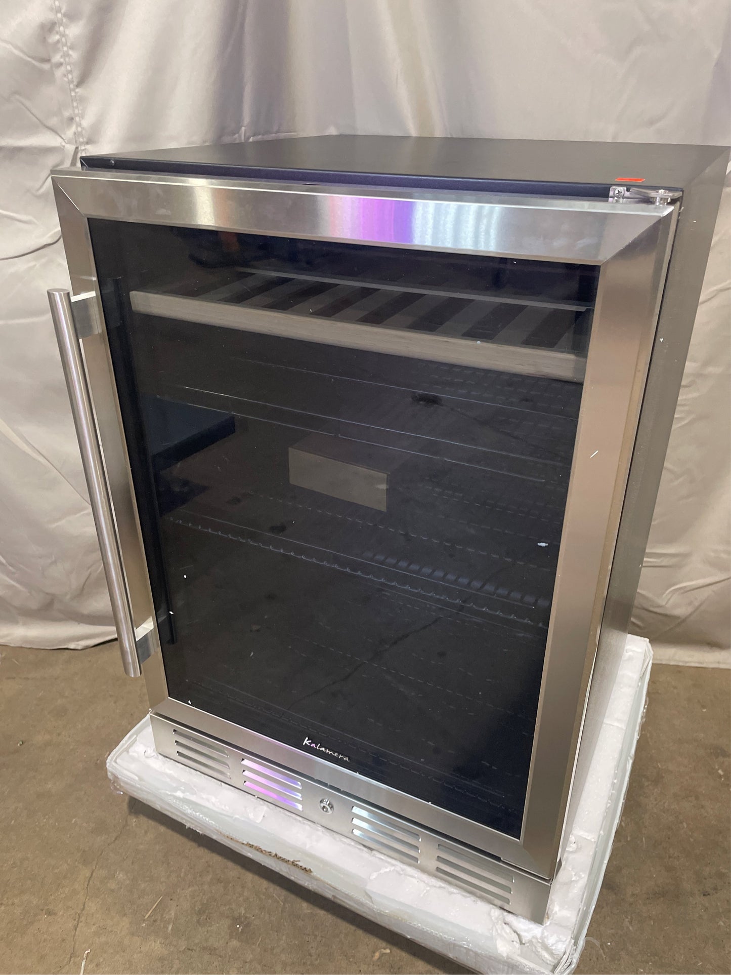 Beverage & Wine Cooler 24 Inch - 120 Cans