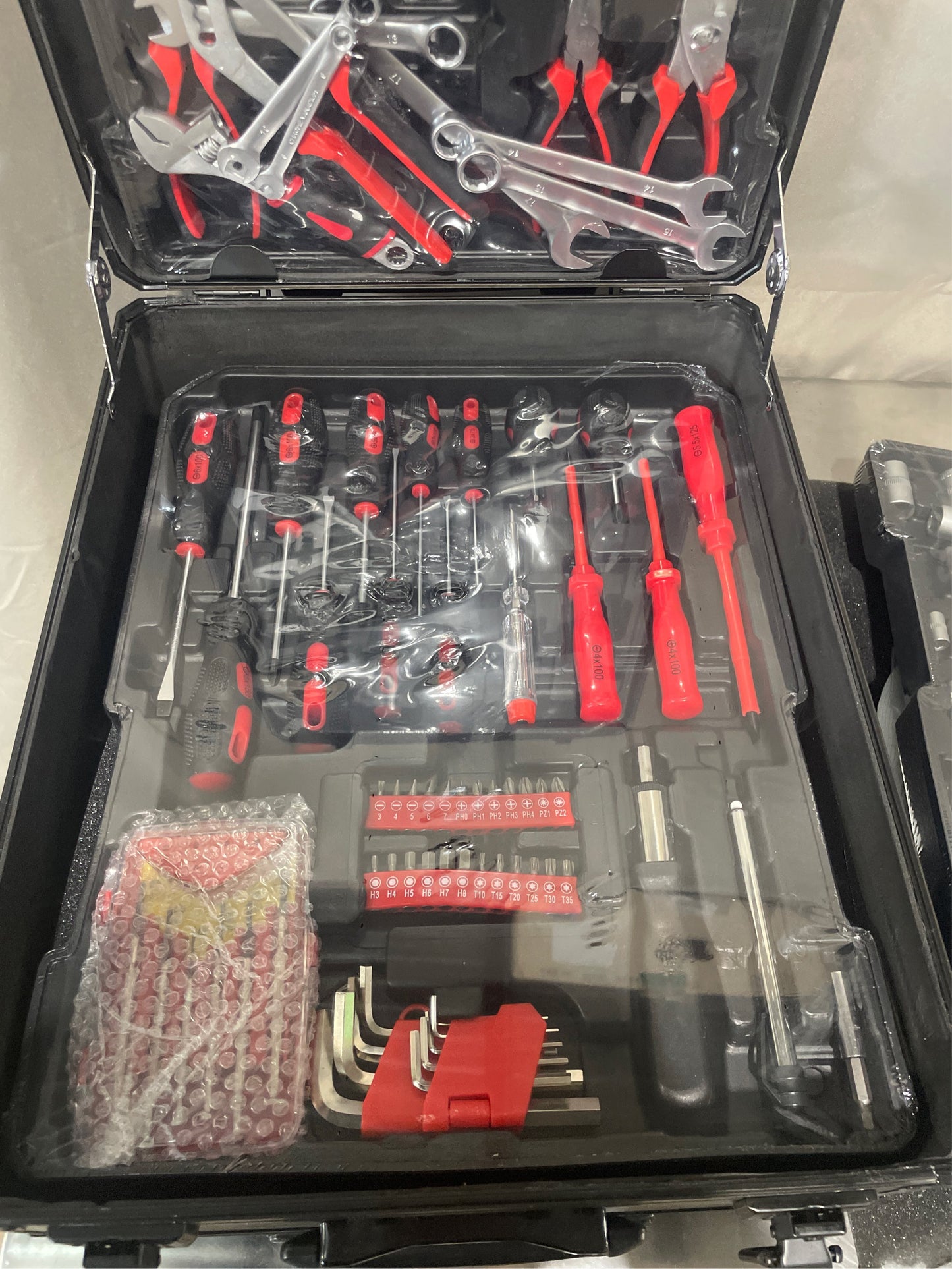 Campfun 899PCS Tool Set with Rolling Box