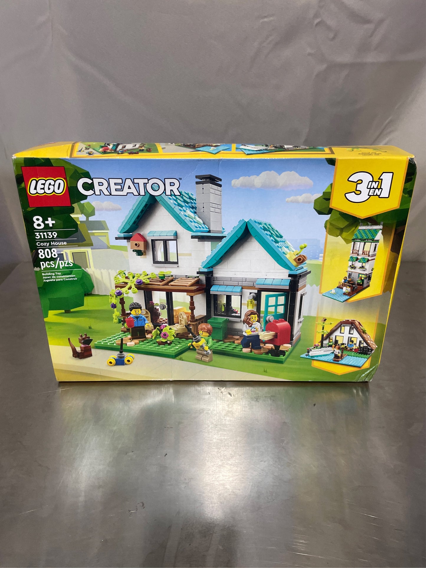 Cozy House Building Set (808 Pieces)