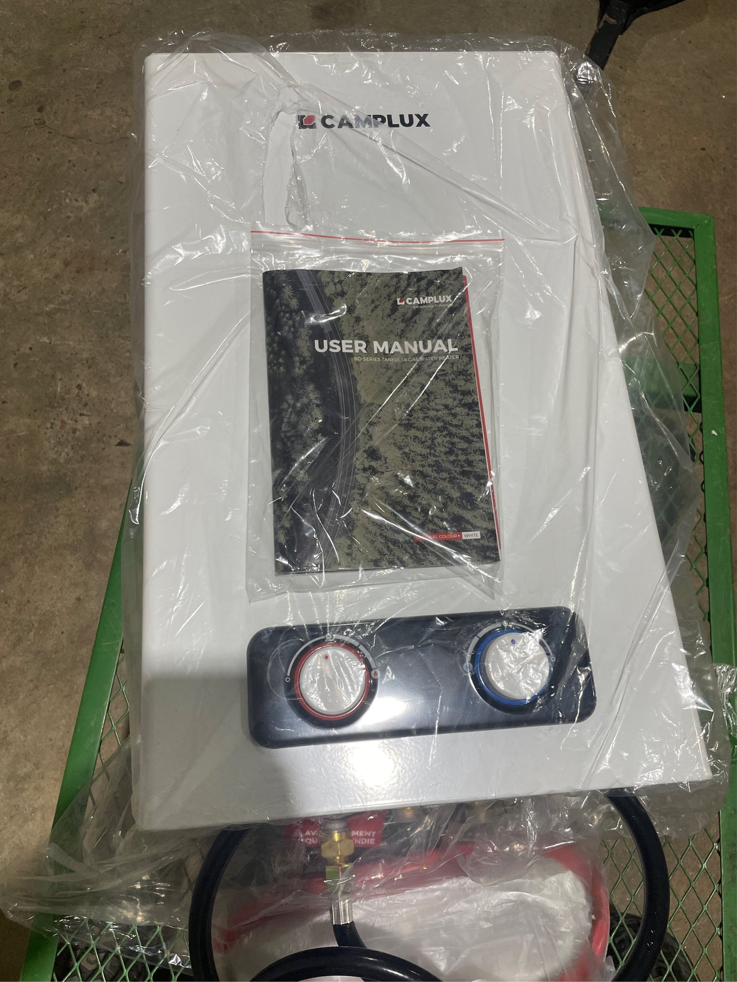 CAMPLUX 2.64 GPM Portable Tankless Heater