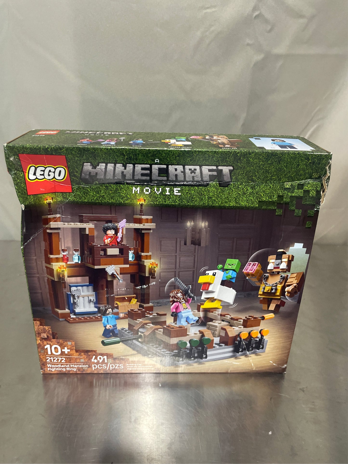LEGO Minecraft Mansion Fighting Ring – 21272