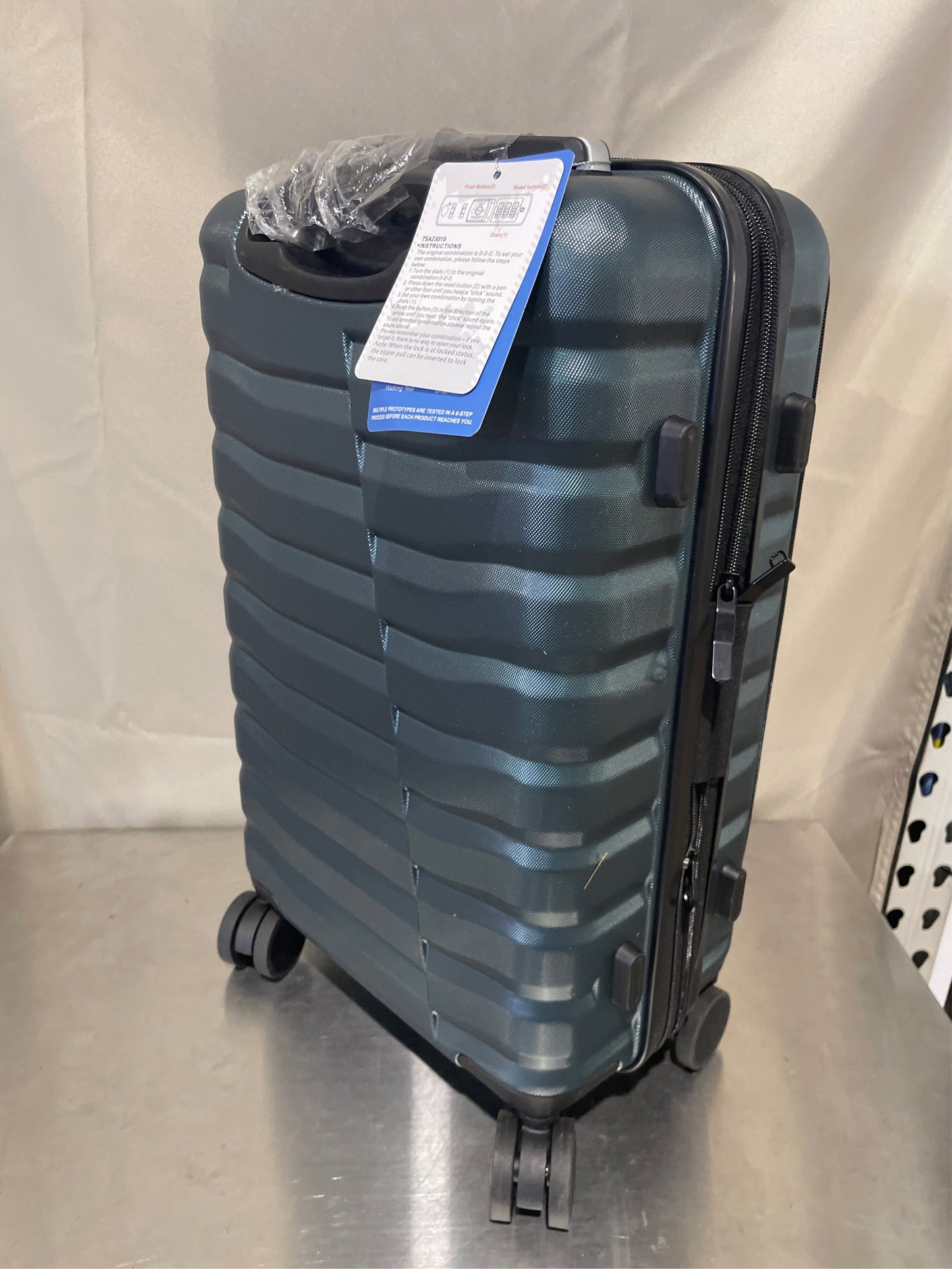 22×14×9 Airline Approved Expandable Luggage