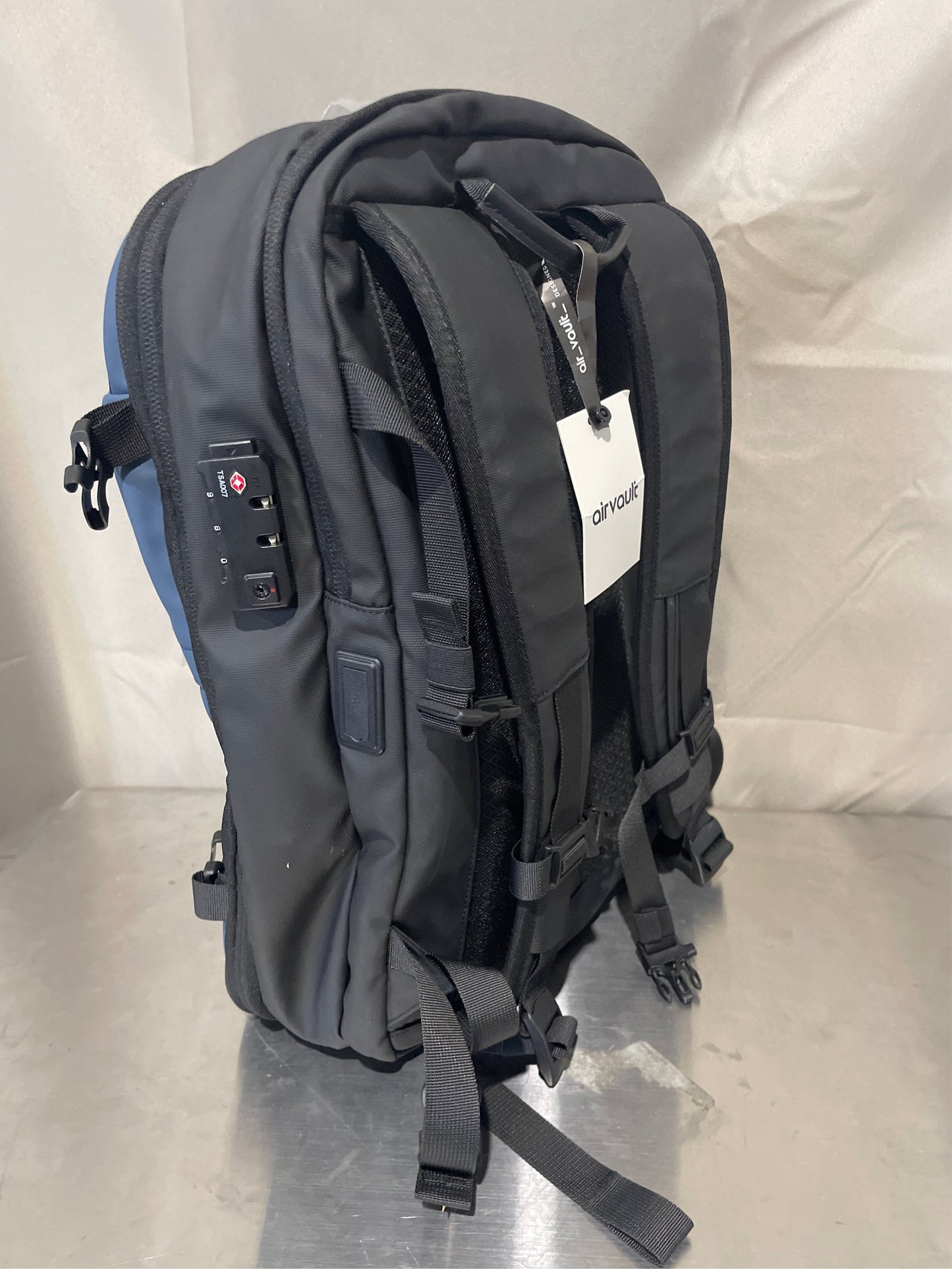 AirVault 60L Vacuum Seal Backpack - Blue