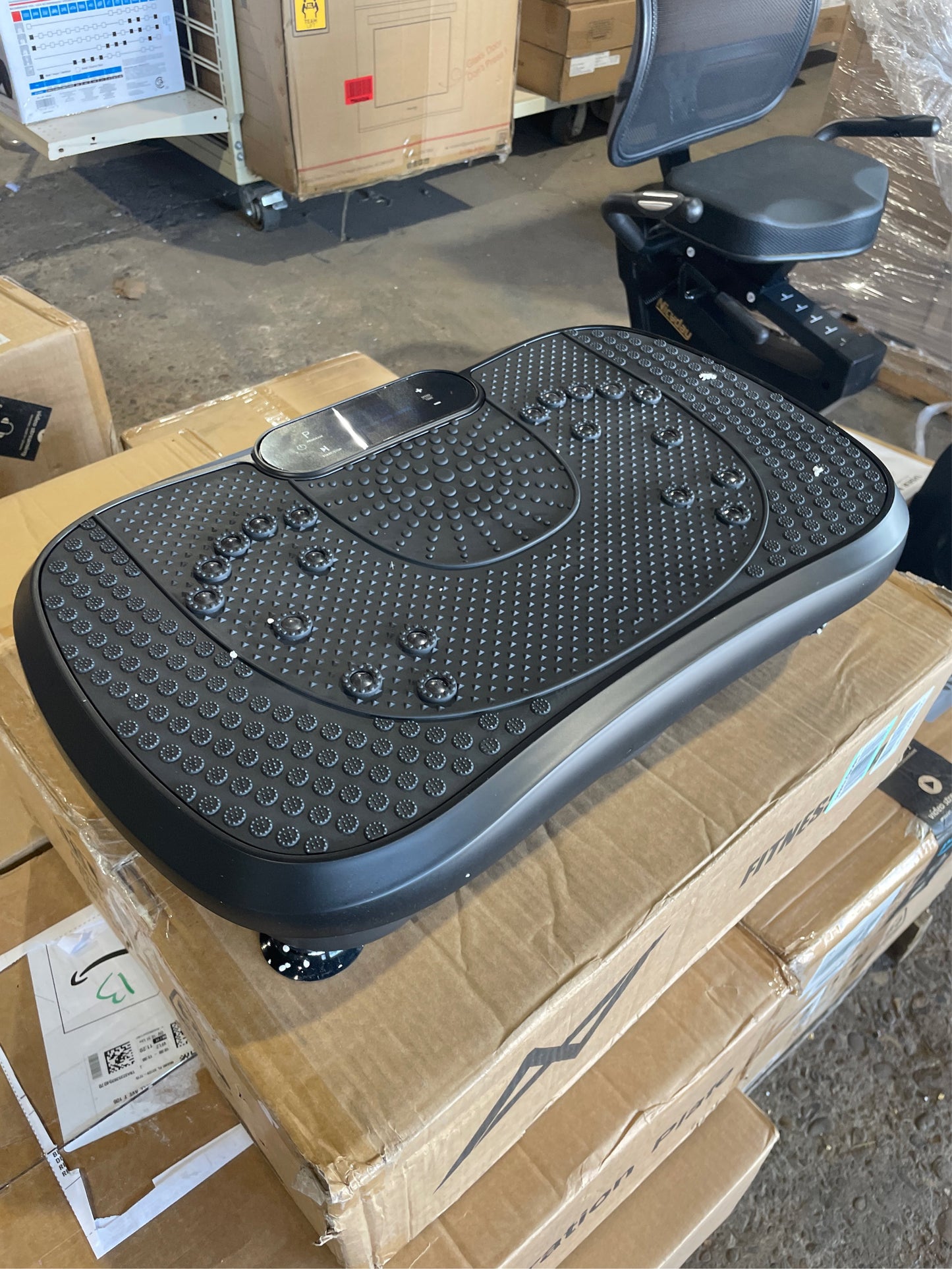 AXV Vibration Plate Fitness Platform Machine